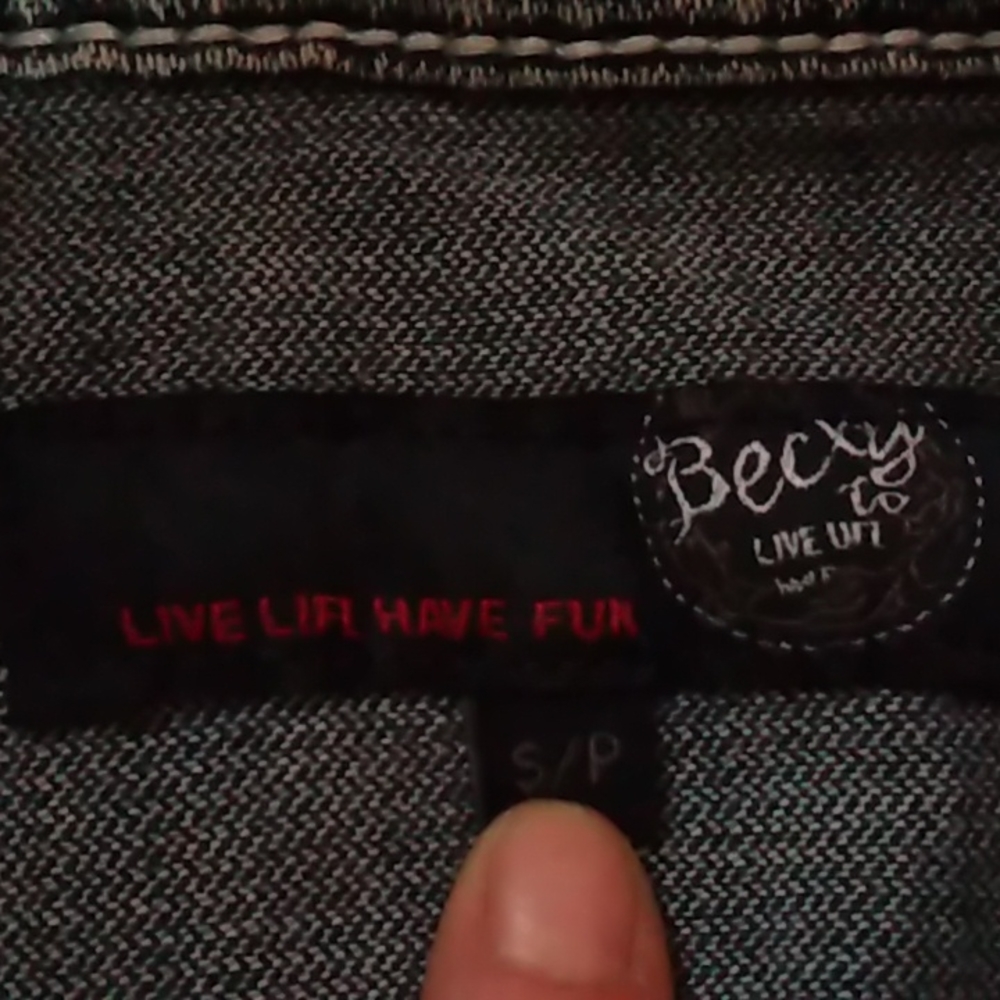 Jean jacket - Picture 2 of 5